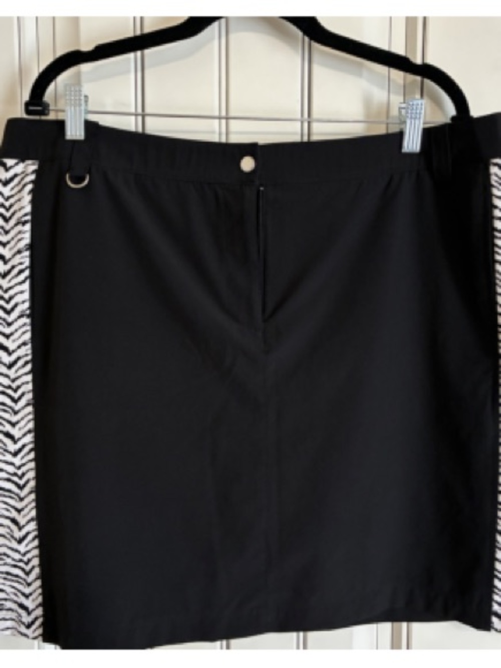 Chico's Black Skort with Zebra-Print Side Panels